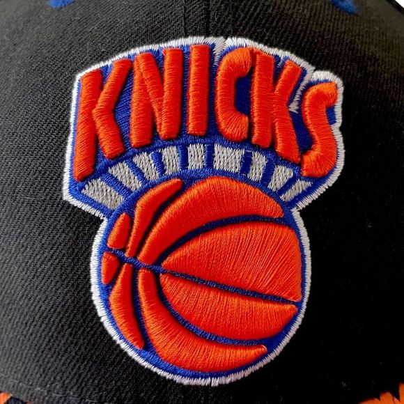 NY Knicks Baseball Cap - Picture 3 of 7
